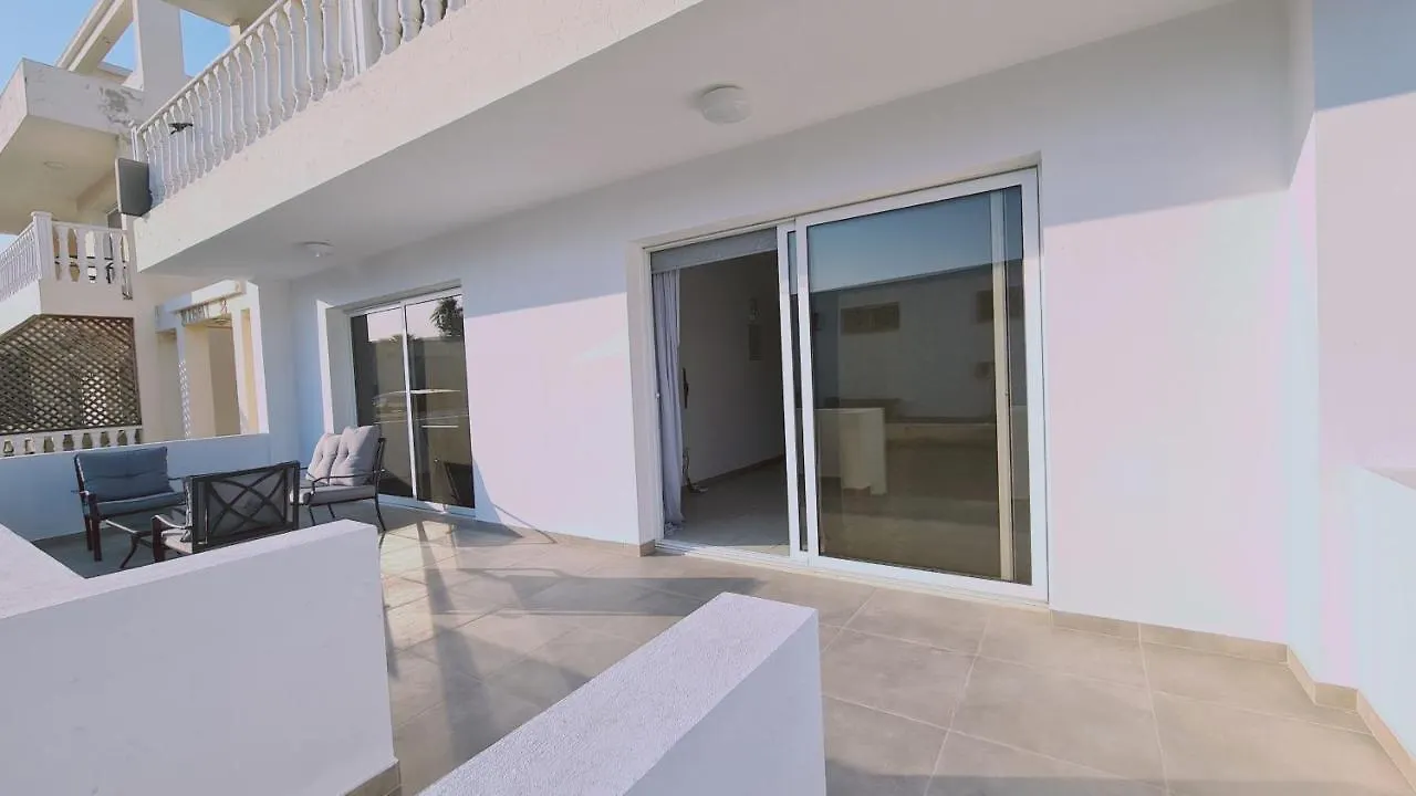 Nissi 86 Apartment Ajia Napa Cypr
